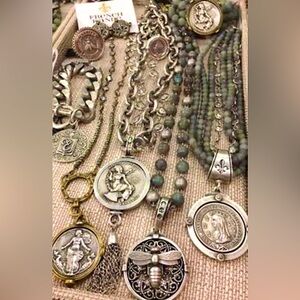 2 LBs vintage mod retro custom jewelry lot~ necklaces, bracelets rings brooches